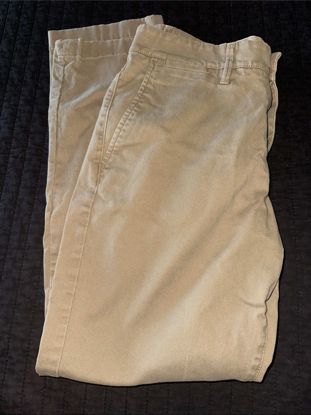Men's Classic Chino Pants in Khaki